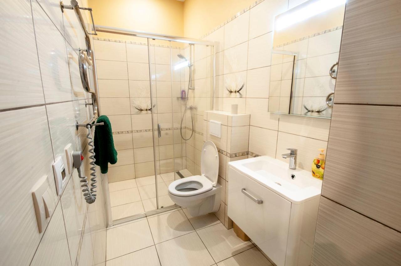 Wonderful Flat On City Center Uzjhorod Eksteriør billede